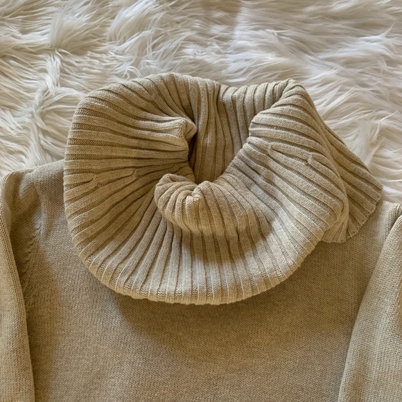 Sweater long sleeve cowl neck tan Nautica size L - Picture 2 of 5